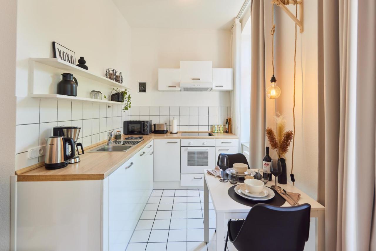 Studio3 Zentral Und Ruhig Mit Parkplatz, 5 Min Z Bali-T Und Gop, Boxspringbett Bad Oeynhausen Extérieur photo