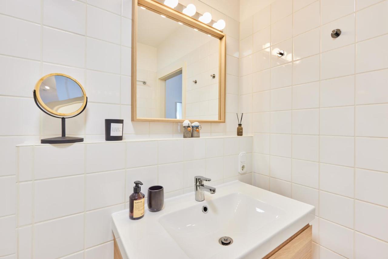 Studio3 Zentral Und Ruhig Mit Parkplatz, 5 Min Z Bali-T Und Gop, Boxspringbett Bad Oeynhausen Extérieur photo